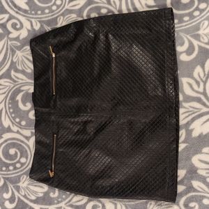 Faux leather black skirt